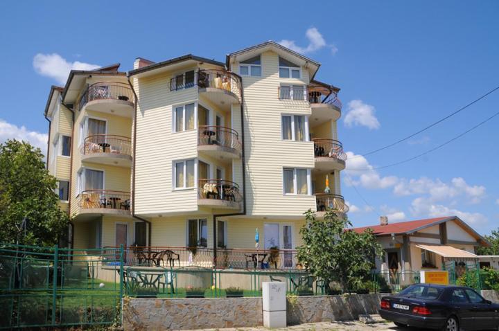 Hotel Kъща За Гости Липите Sinemoretz Exterior foto